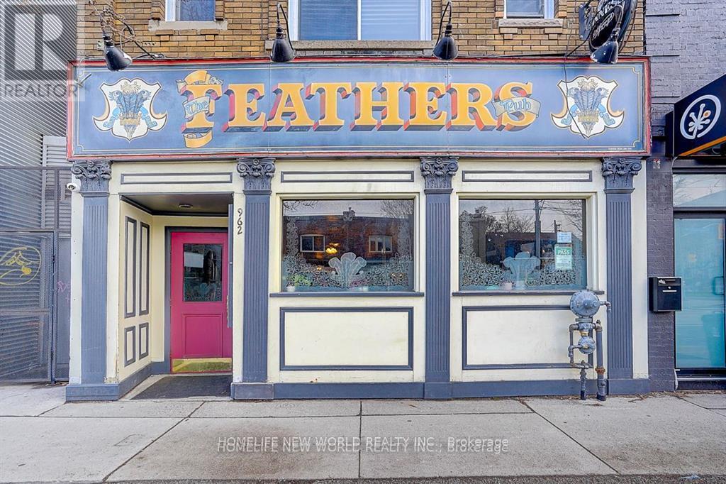 962 Kingston Road, Toronto (East End-Danforth), Ontario  M4E 1S7 - Photo 1 - E12403107