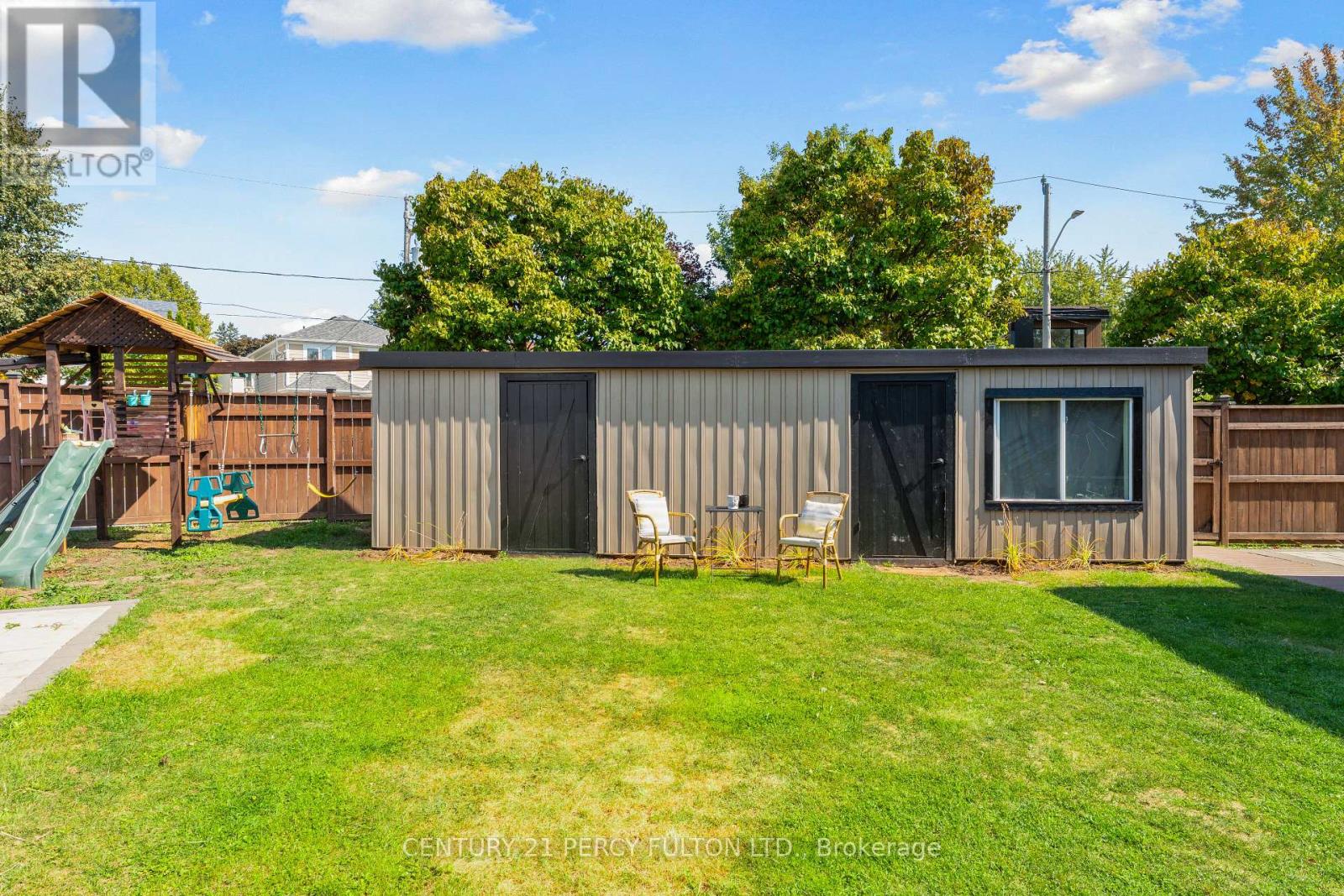 34 Topham Road, Toronto, Ontario  M4B 3K2 - Photo 36 - E12403120