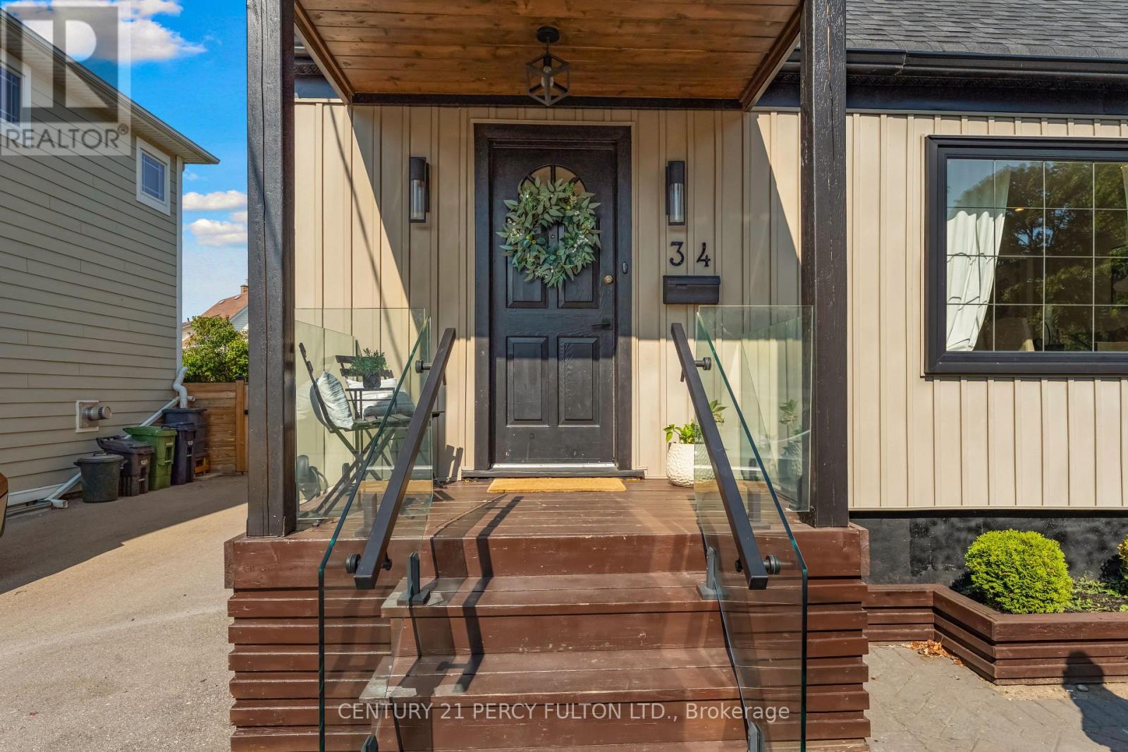 34 Topham Road, Toronto, Ontario  M4B 3K2 - Photo 4 - E12403120