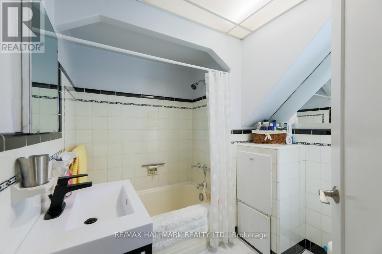 125 Chine Drive, Toronto, Ontario  M1M 2K8 - Photo 14 - E12403153