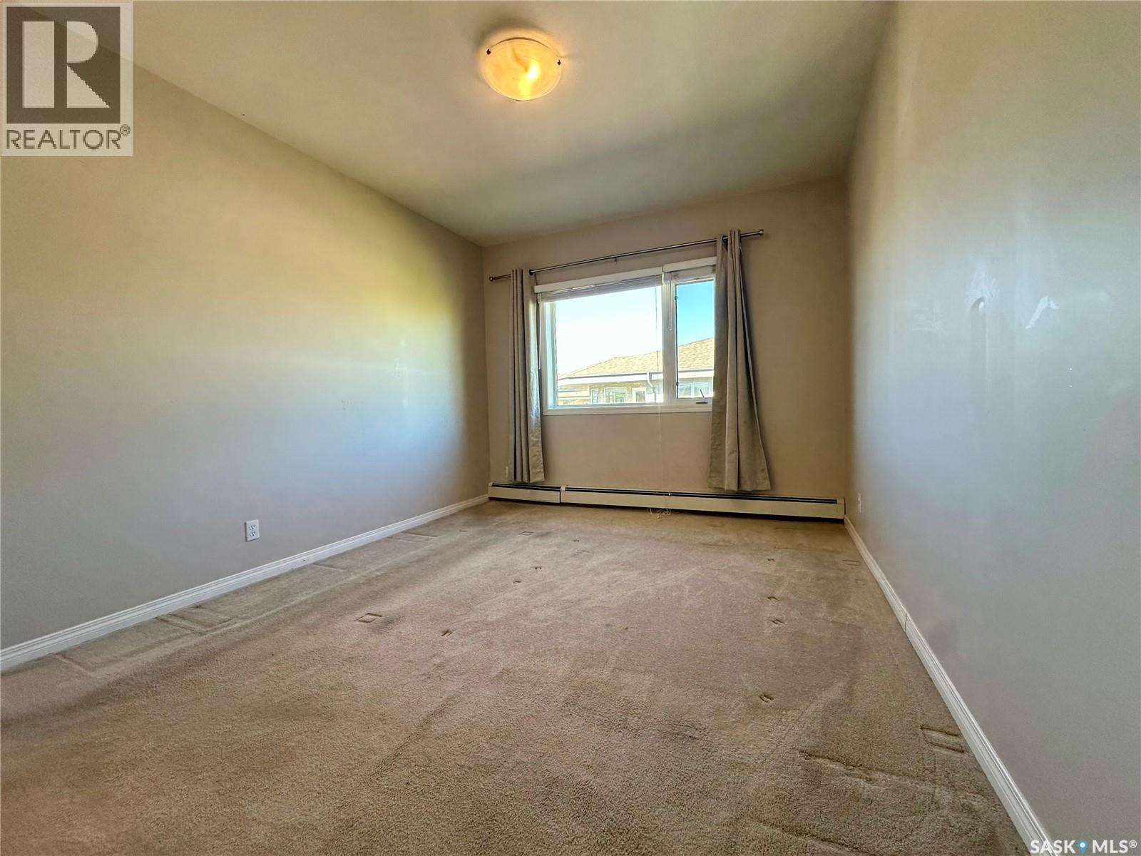 403 110 Armistice Way, Saskatoon, Saskatchewan  S7J 5L8 - Photo 18 - SK018331