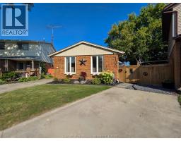 100 Copperfield CRESCENT