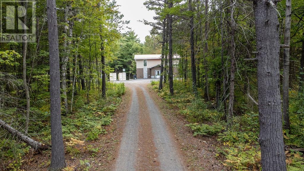 264 Lakeview Drive, Alban, Ontario  P0M 1A0 - Photo 4 - 2124705