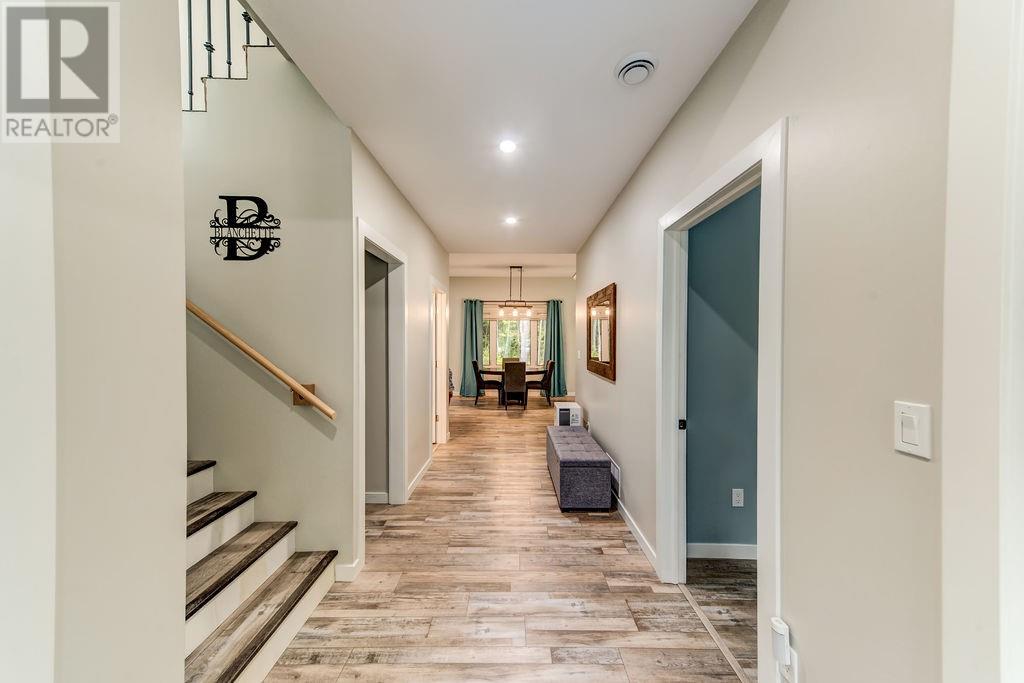 264 Lakeview Drive, Alban, Ontario  P0M 1A0 - Photo 7 - 2124705