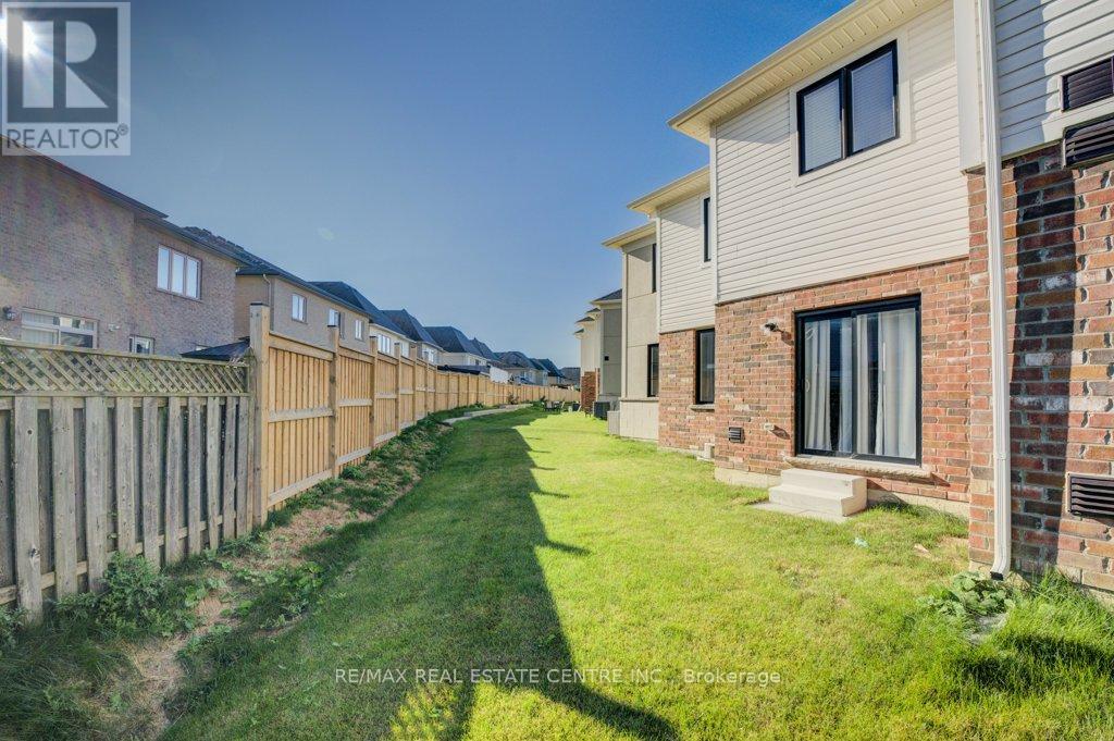 43 Genoa Drive, Hamilton, Ontario  L9B 0K1 - Photo 30 - X12397847