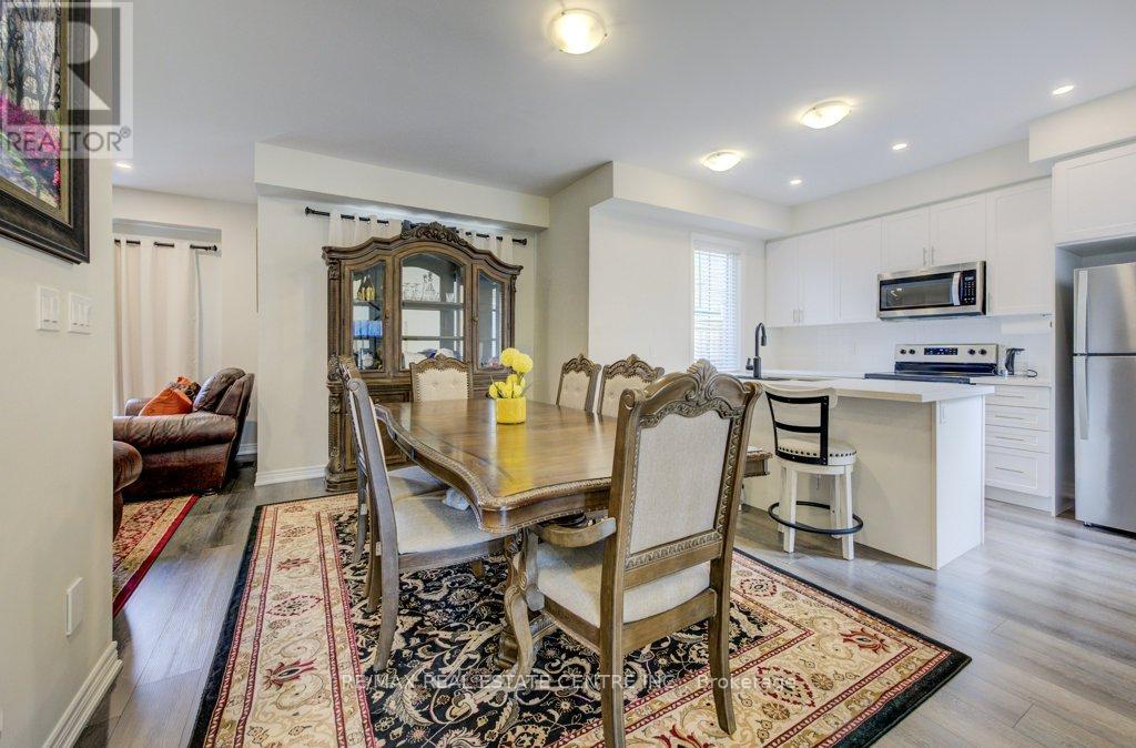 43 Genoa Drive, Hamilton, Ontario  L9B 0K1 - Photo 8 - X12397847