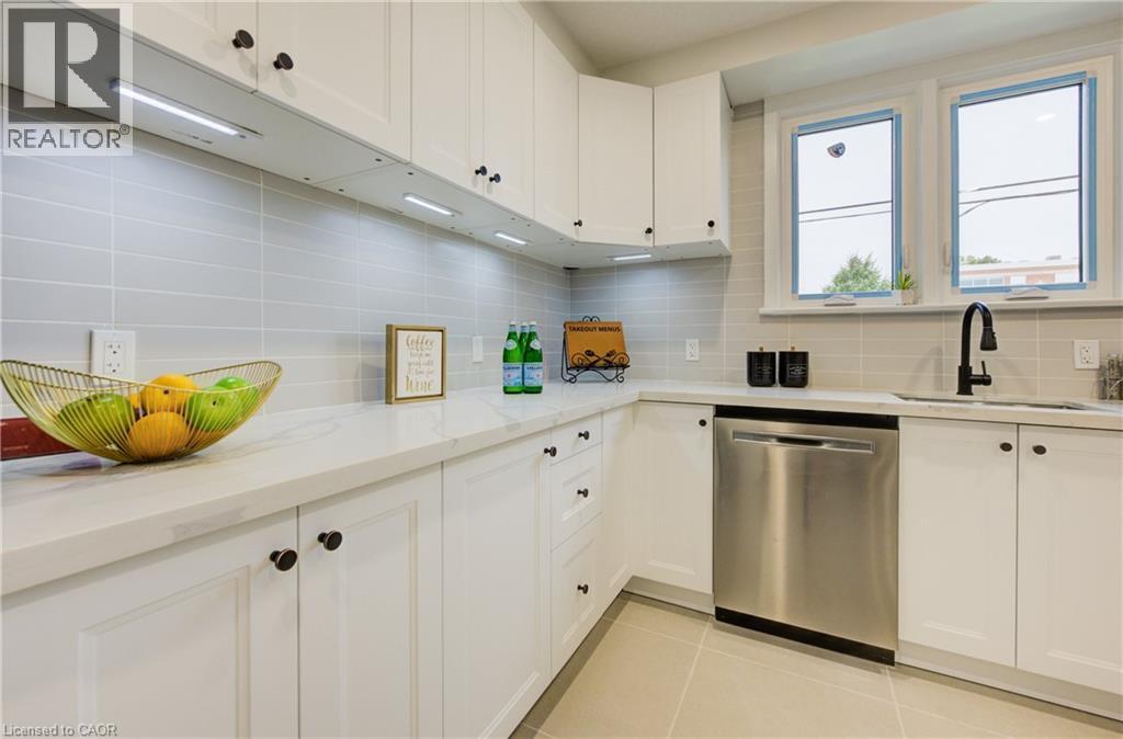 268 Cameron Street N, Kitchener, Ontario  N2H 3B5 - Photo 10 - 40769706