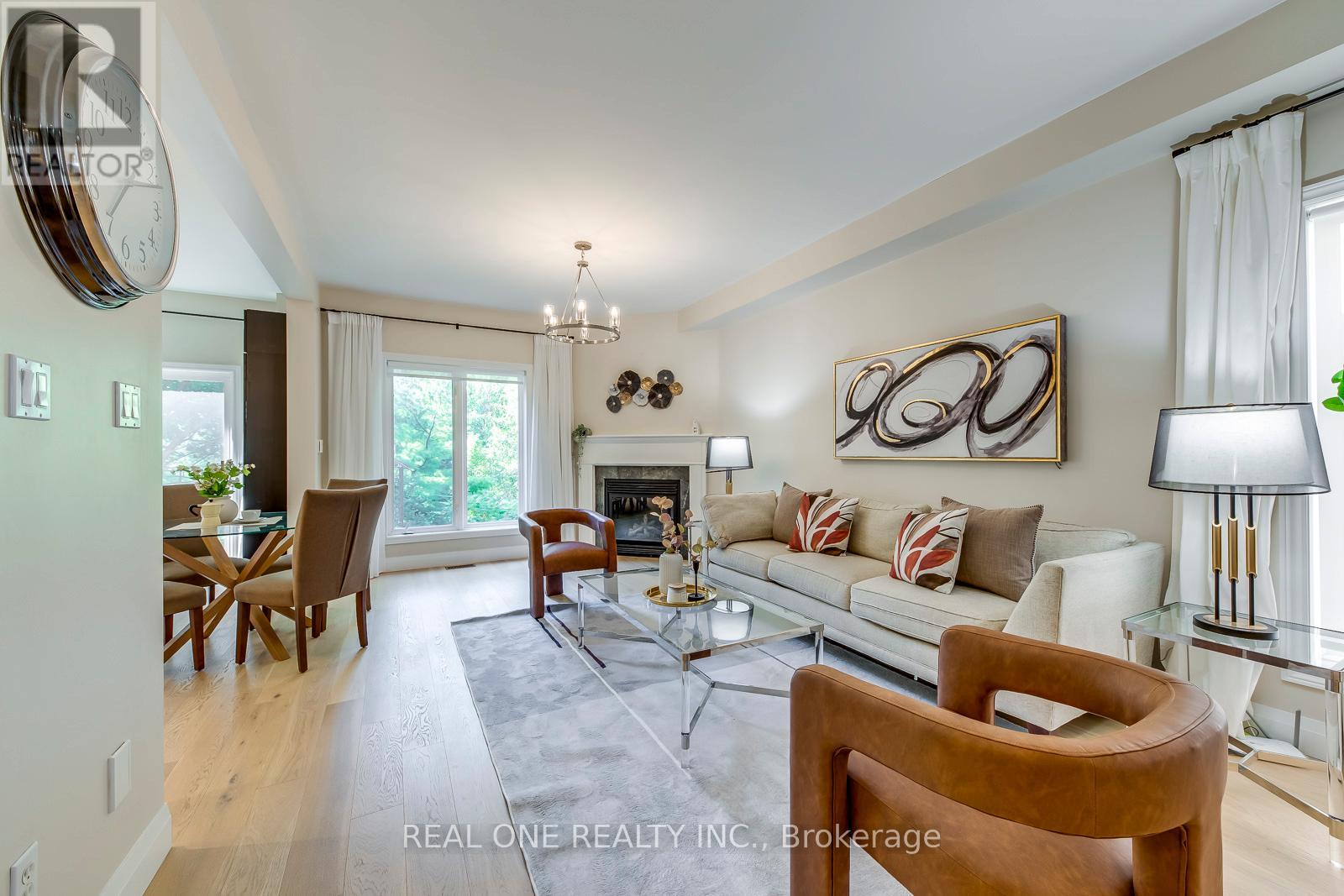2296 Parkglen Avenue, Oakville, Ontario  L6M 4R3 - Photo 9 - W12403143