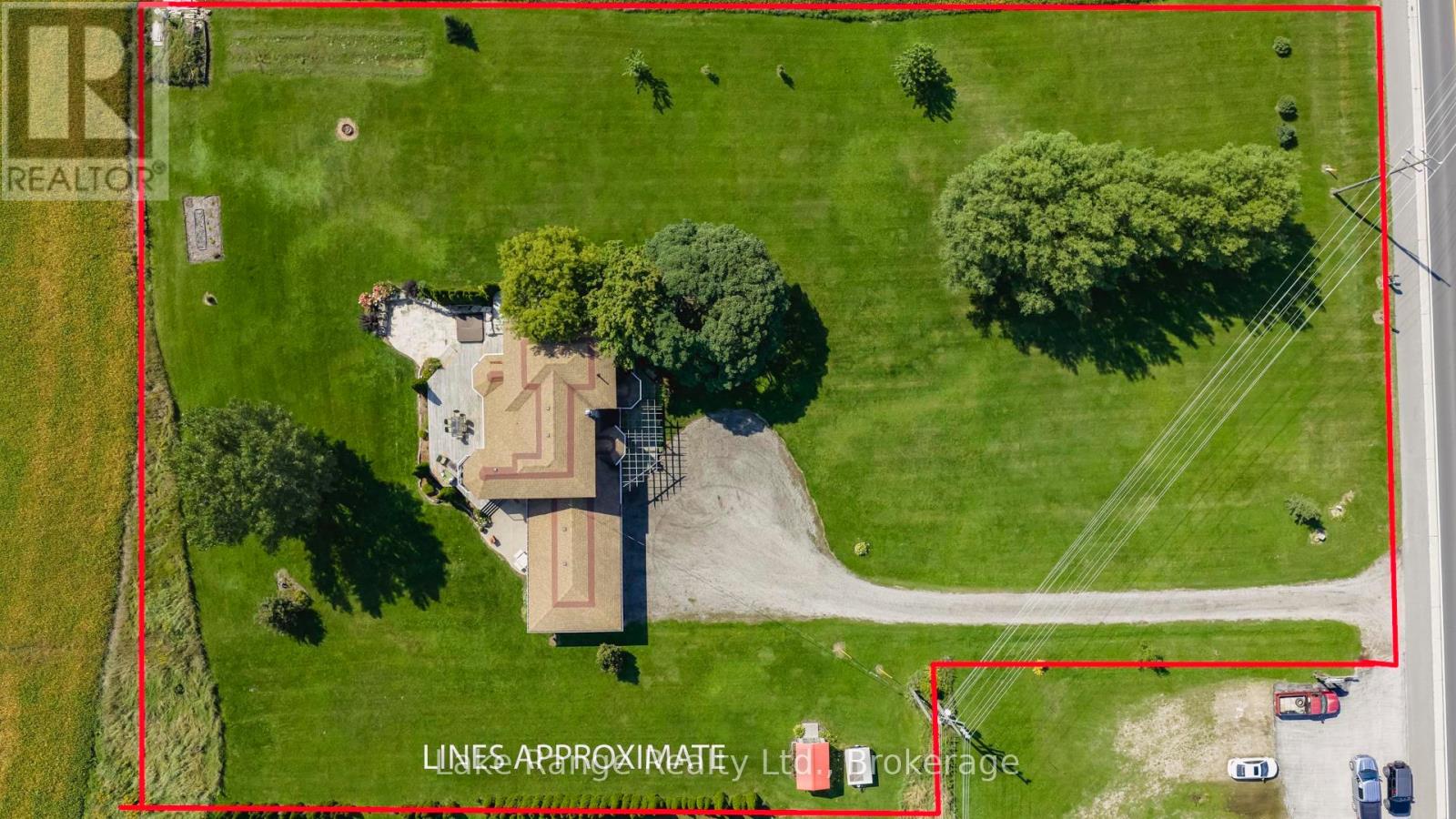 3622 Highway 21, Kincardine, Ontario  N0G 2T0 - Photo 2 - X12403160