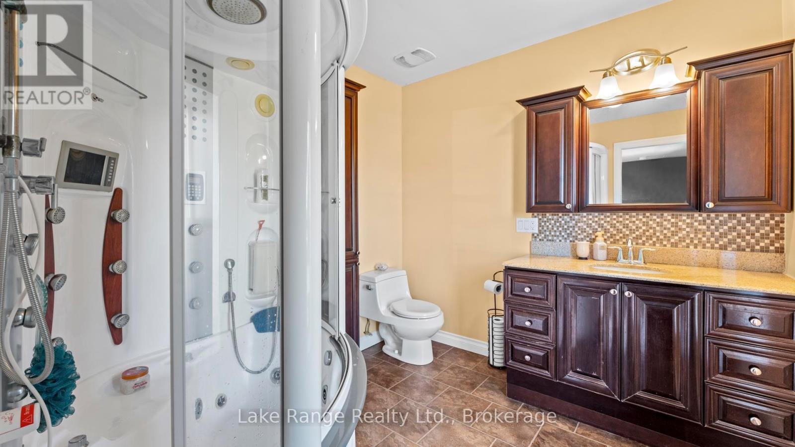 3622 Highway 21, Kincardine, Ontario  N0G 2T0 - Photo 32 - X12403160