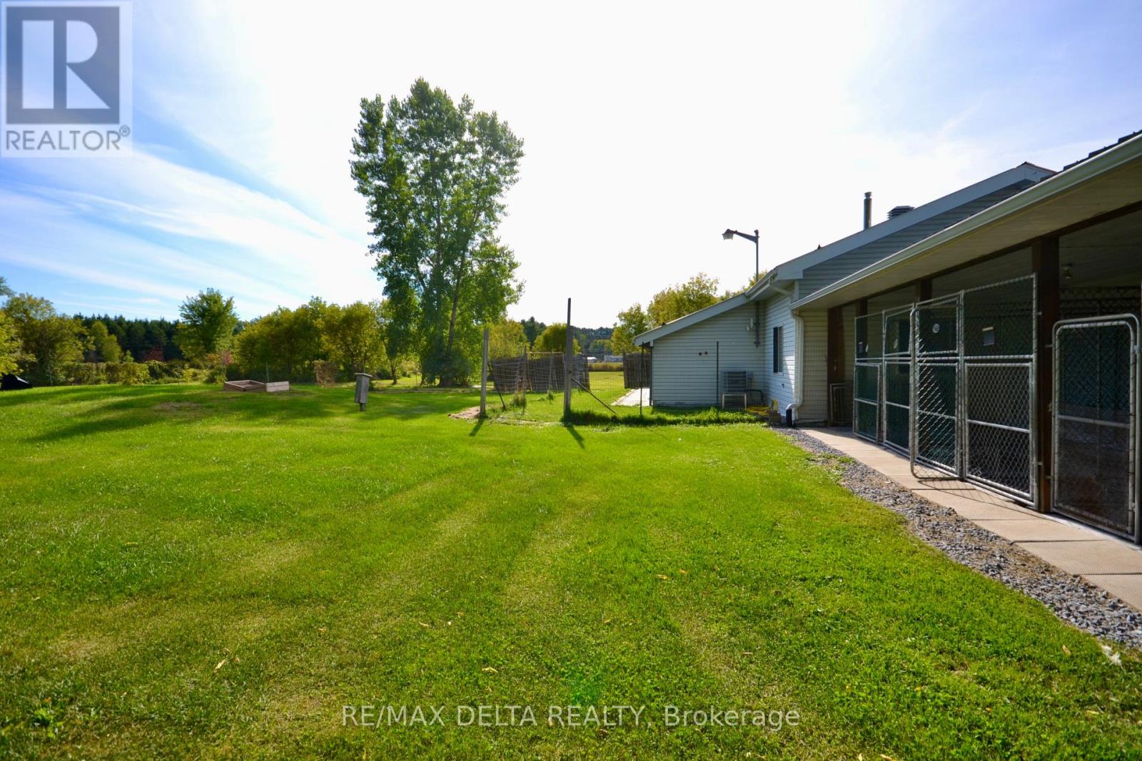 3383 Champlain Street, Clarence-Rockland, Ontario  K0A 1E0 - Photo 30 - X12403225