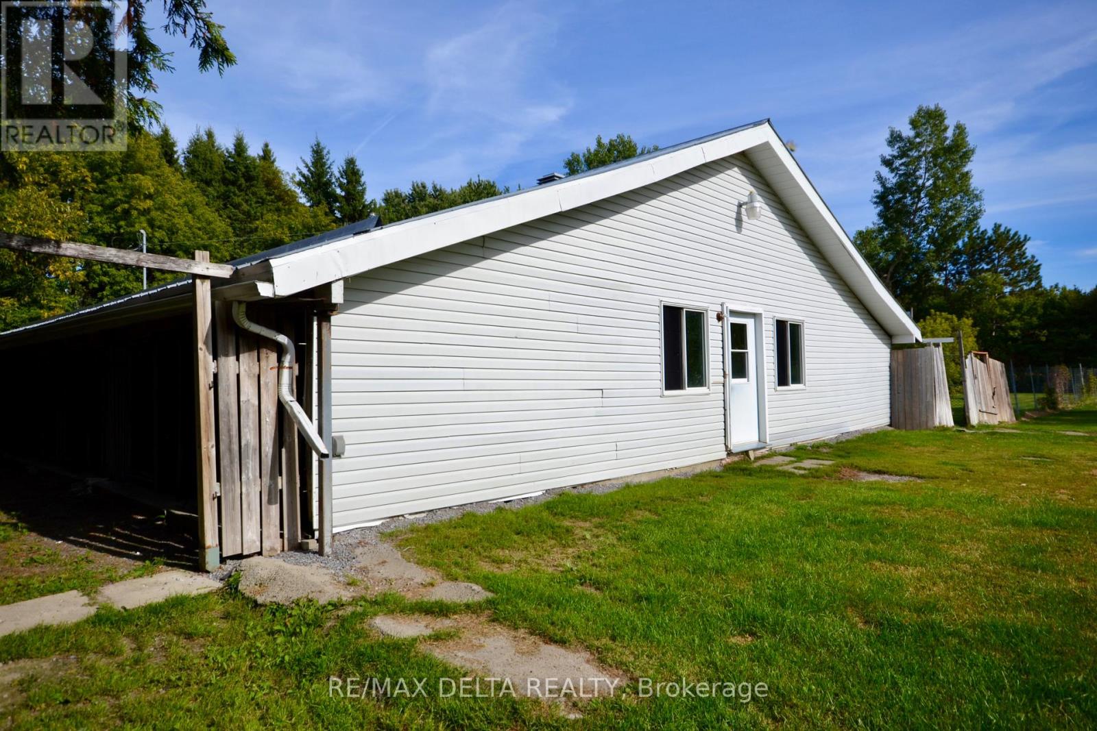 3383 Champlain Street, Clarence-Rockland, Ontario  K0A 1E0 - Photo 37 - X12403225
