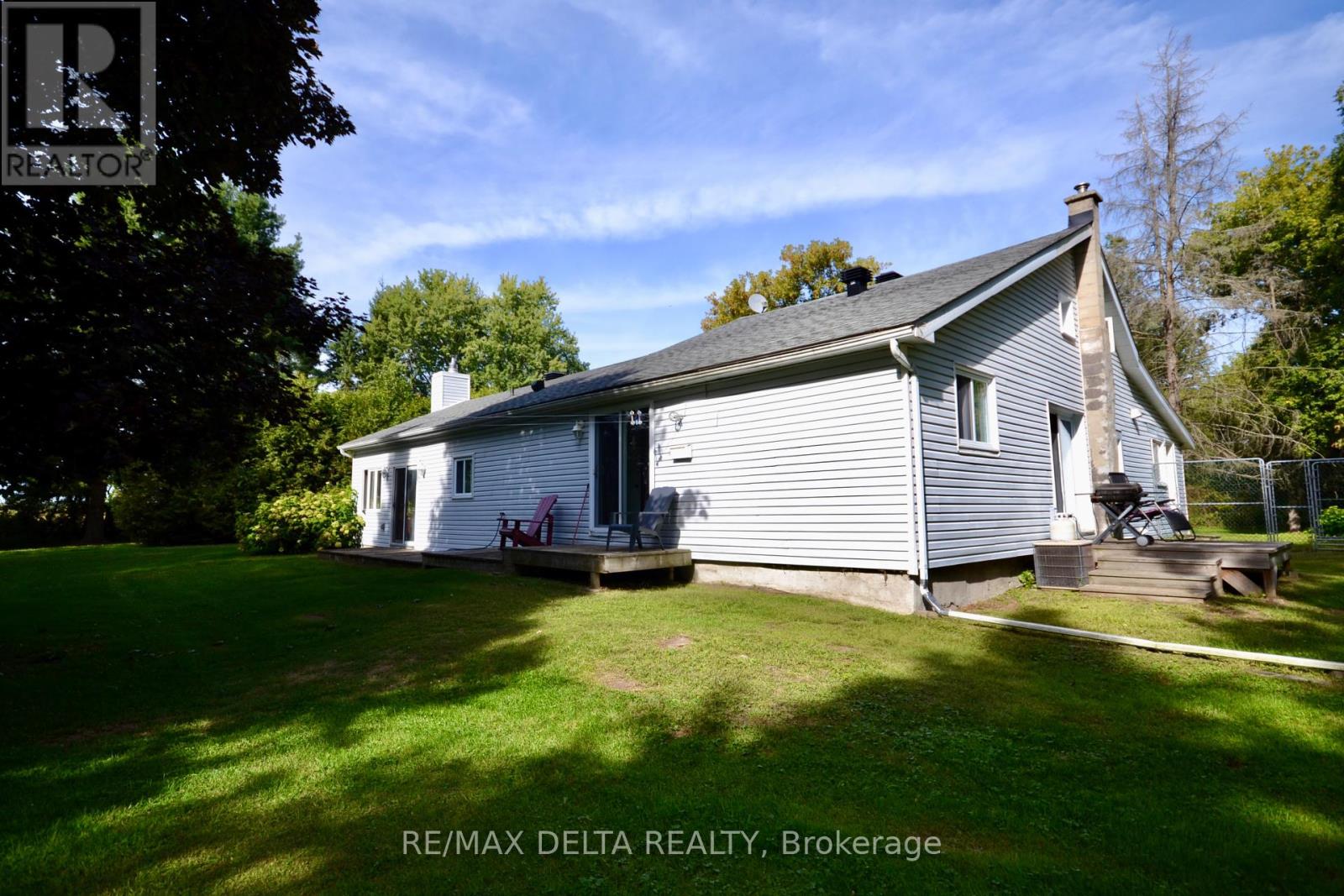 3383 Champlain Street, Clarence-Rockland, Ontario  K0A 1E0 - Photo 42 - X12403225