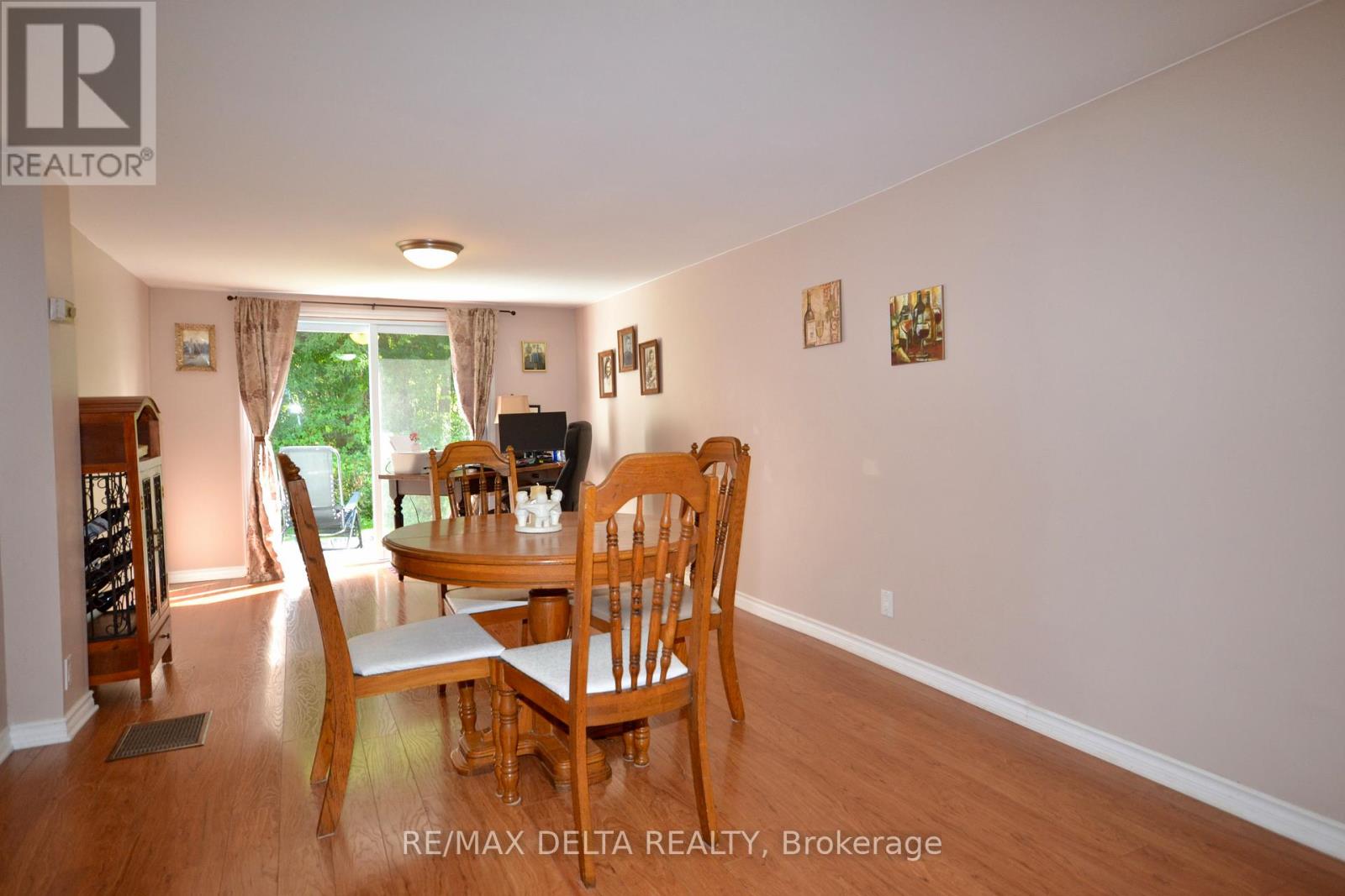 3383 Champlain Street, Clarence-Rockland, Ontario  K0A 1E0 - Photo 9 - X12403225