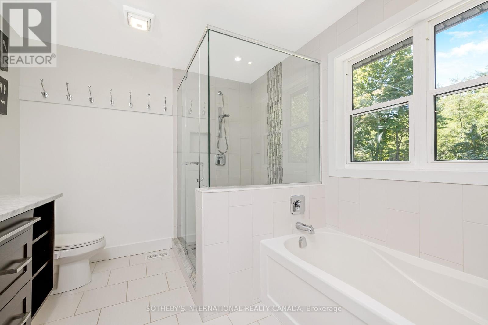 4498 Concession 11 Road, Puslinch, Ontario  N0B 2J0 - Photo 28 - X12403140
