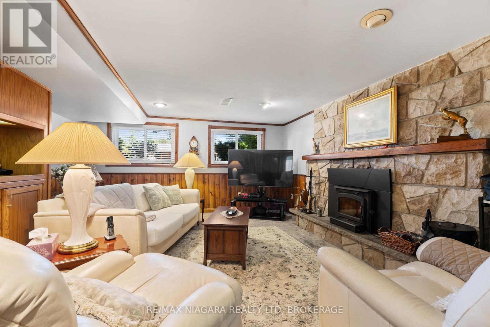 16 Centennial Drive, St. Catharines, Ontario  L2N 6A4 - Photo 23 - X12403157