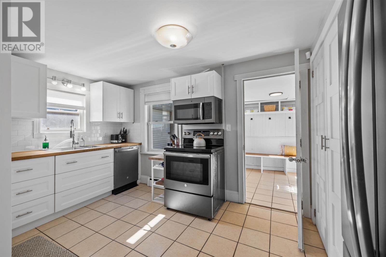 269 Euston Street, Charlottetown, Prince Edward Island  C1A 1X5 - Photo 7 - 202523309