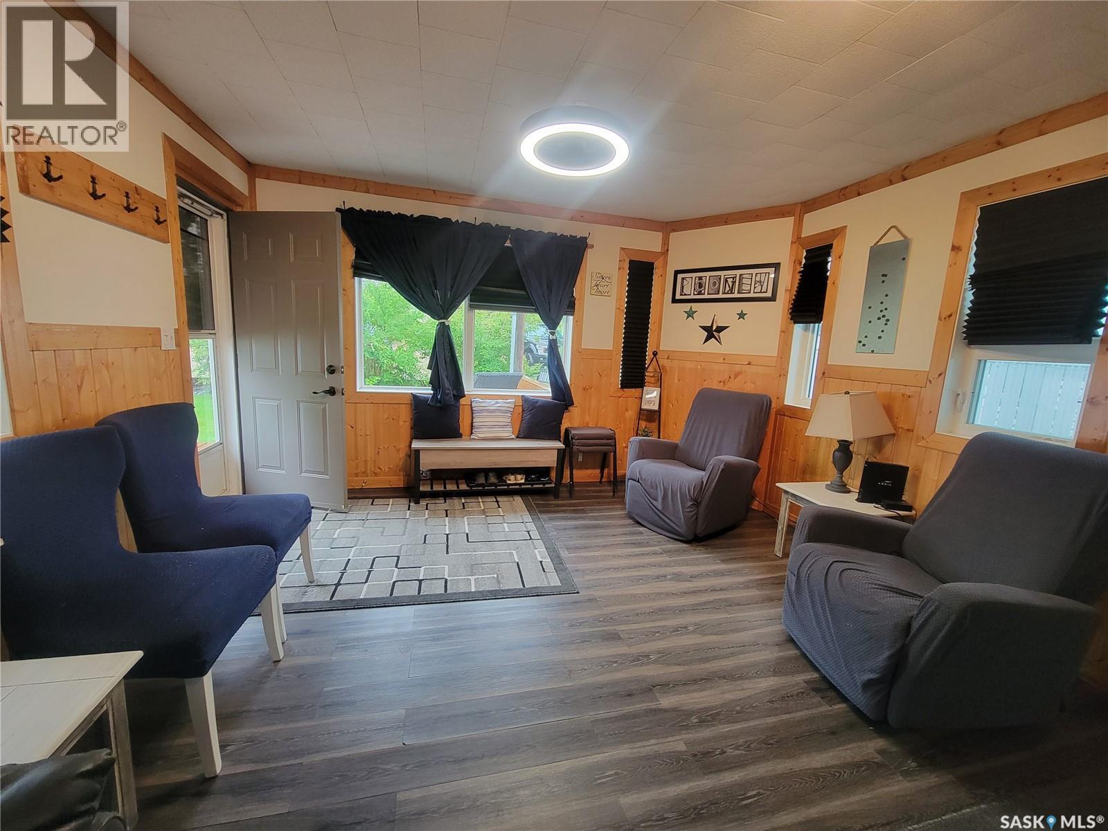 #36 Cabin, Lakeshore Drive Macklin Regional Park, Eye Hill Rm No. 382, Saskatchewan  S0L 2C0 - Photo 19 - SK011756