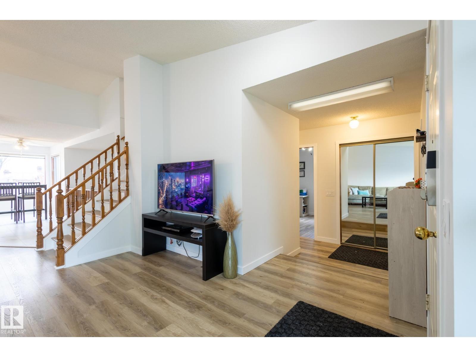 7640 158a Av Nw, Edmonton, Alberta  T5Z 2V8 - Photo 4 - E4455967