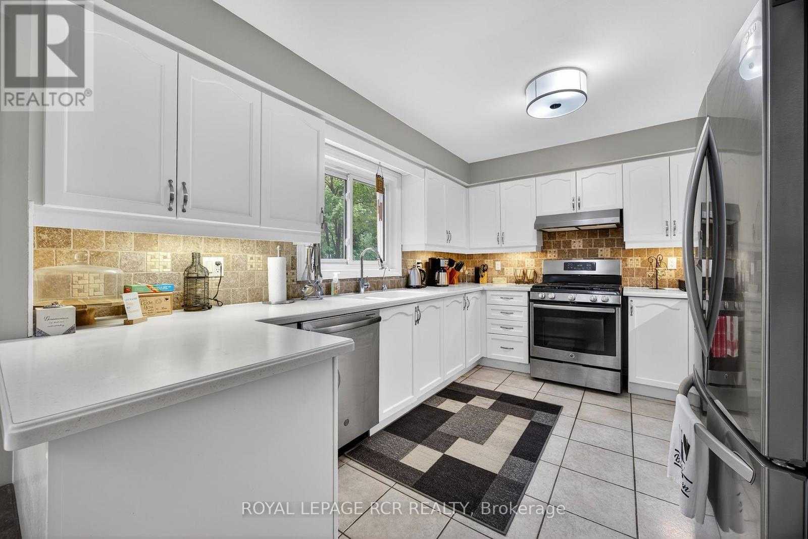 2 Dungey Crescent, New Tecumseth, Ontario  L9R 1X5 - Photo 15 - N12247391