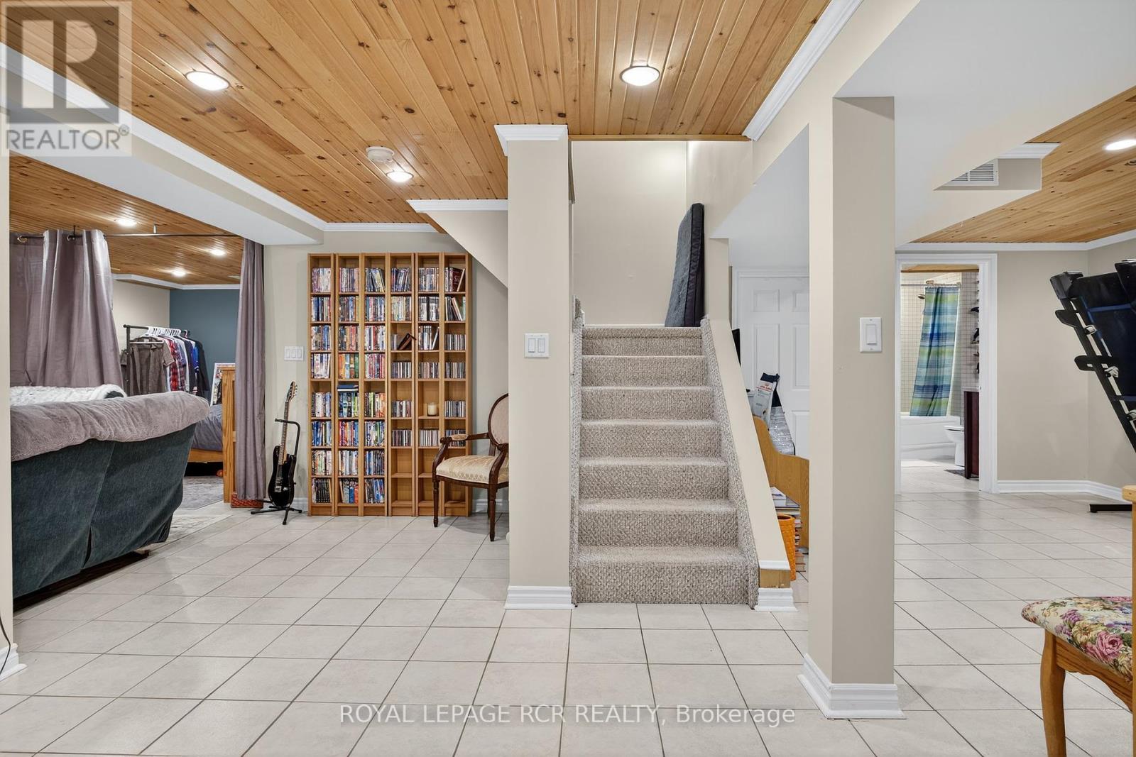 2 Dungey Crescent, New Tecumseth, Ontario  L9R 1X5 - Photo 33 - N12247391