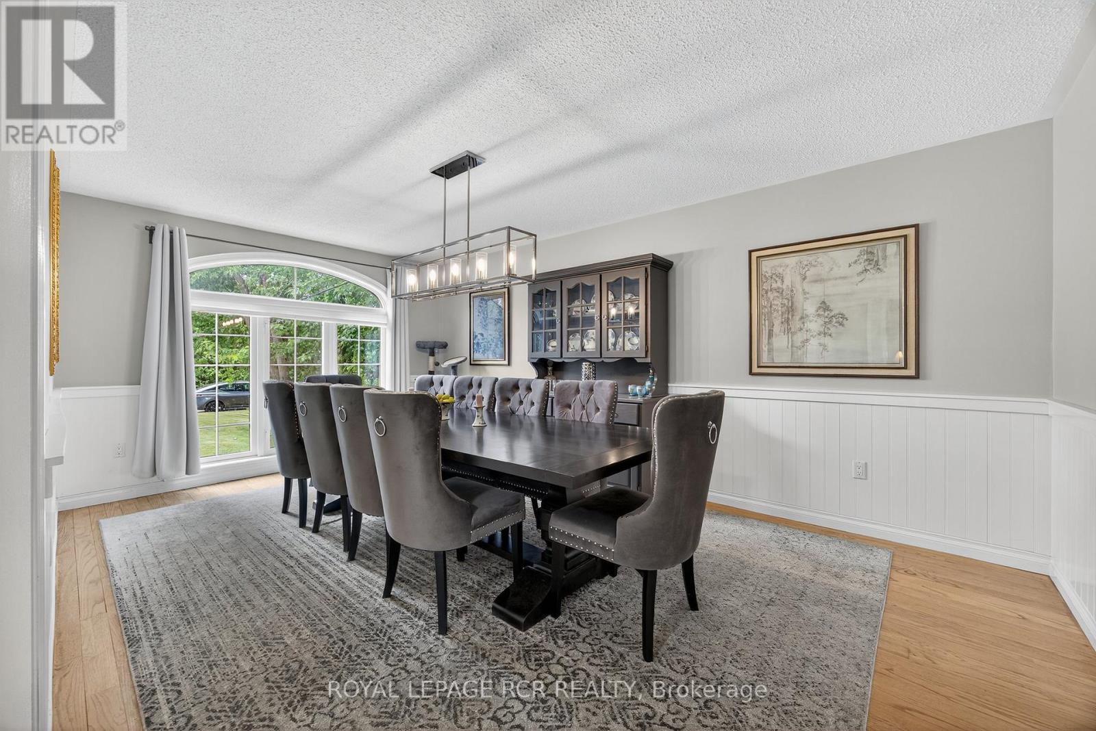 2 Dungey Crescent, New Tecumseth, Ontario  L9R 1X5 - Photo 7 - N12247391