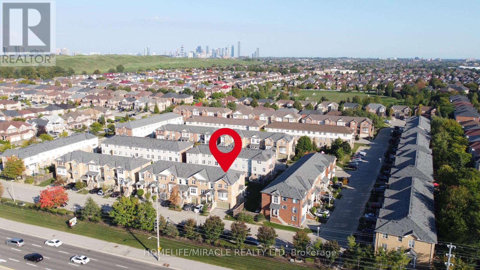 38 - 5980 Whitehorn Avenue, Mississauga, Ontario  L5A 5X2 - Photo 3 - W12402157