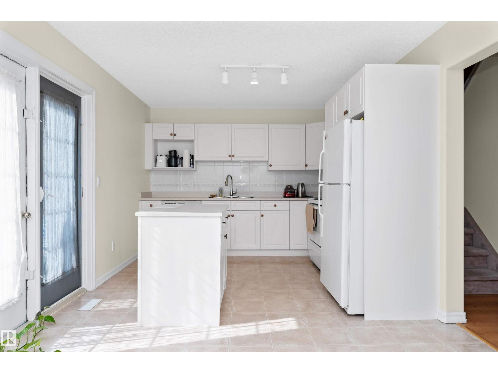 #22 2419 133 Av Nw, Edmonton, Alberta  T5A 5A5 - Photo 19 - E4457787