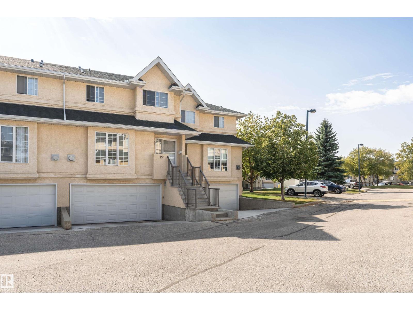 #22 2419 133 Av Nw, Edmonton, Alberta  T5A 5A5 - Photo 3 - E4457787