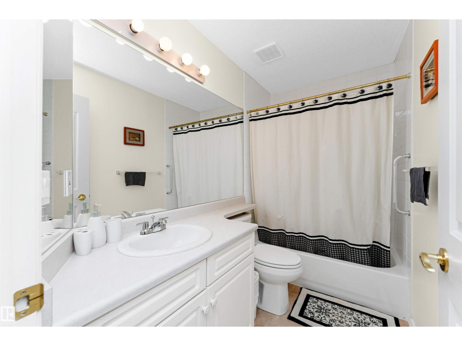 #22 2419 133 Av Nw, Edmonton, Alberta  T5A 5A5 - Photo 36 - E4457787