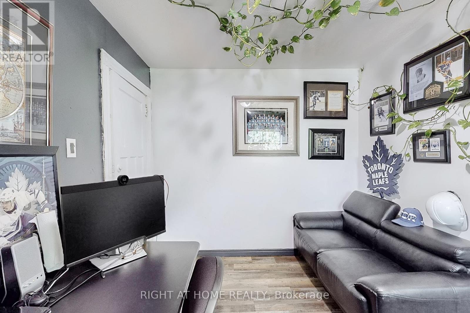 89 Keith Street, Hamilton, Ontario  L8L 3S5 - Photo 29 - X12351013