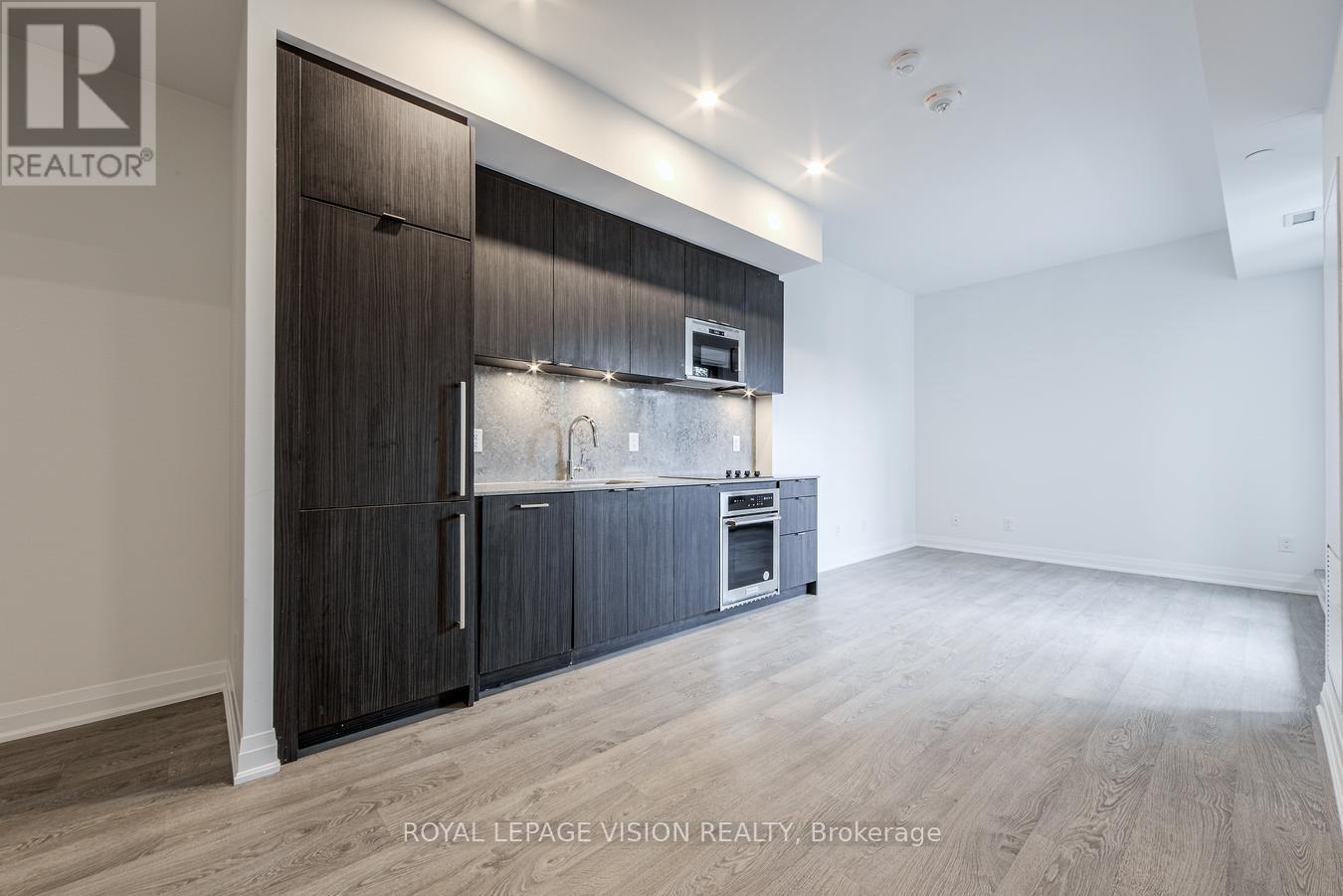 301 - 280 Howland Avenue, Toronto, Ontario  M5R 0C3 - Photo 10 - C12403205