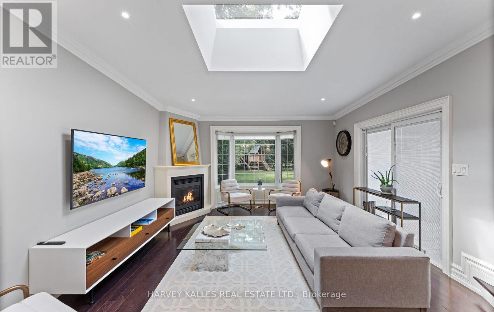 112 Mason Boulevard, Toronto (Bedford Park-Nortown), Ontario  M5M 3E3 - Photo 12 - C12403226