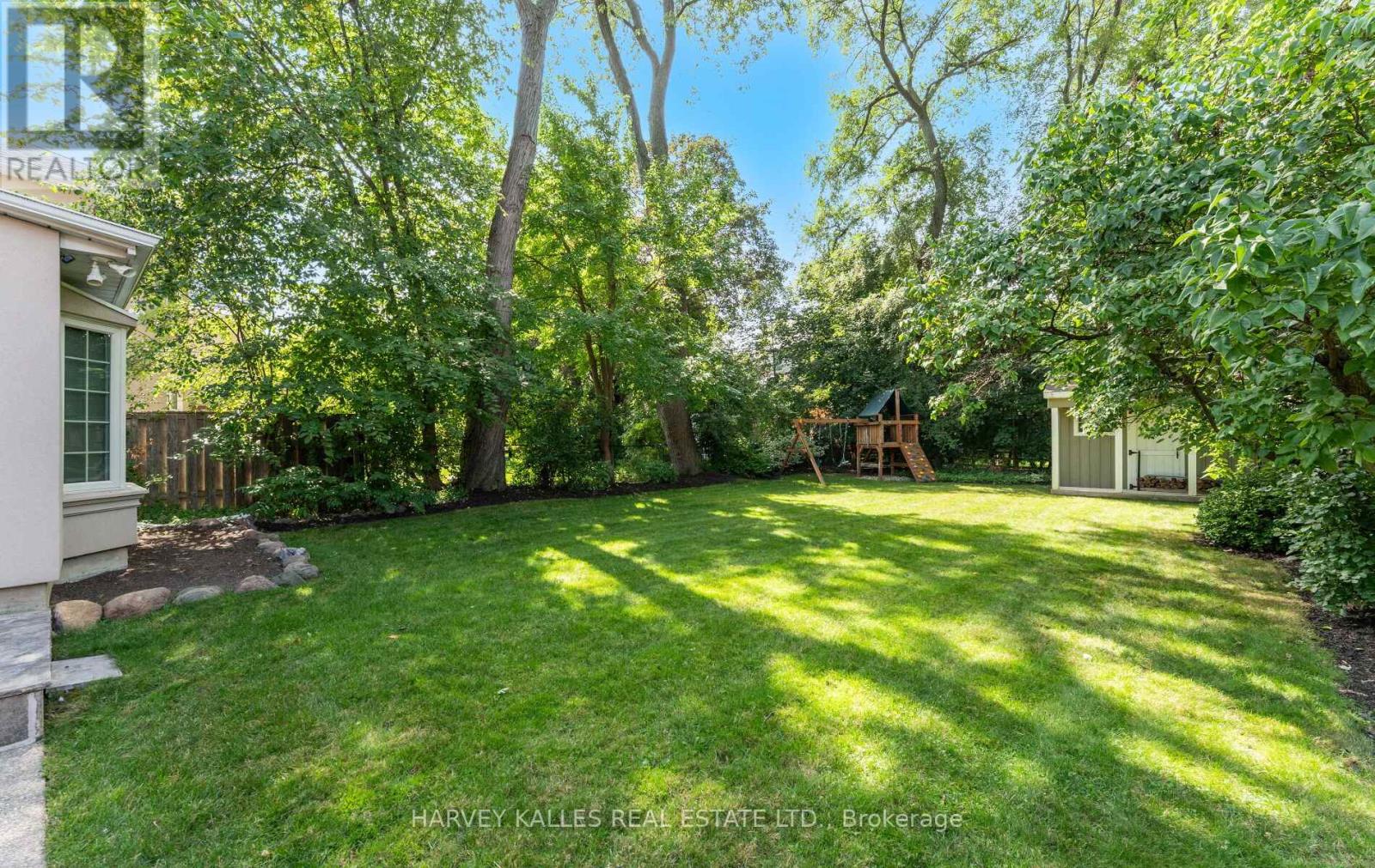 112 Mason Boulevard, Toronto (Bedford Park-Nortown), Ontario  M5M 3E3 - Photo 31 - C12403226