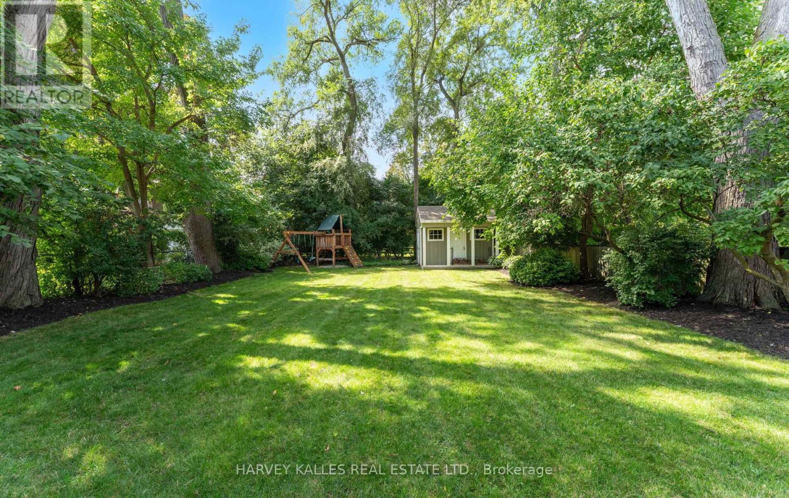 112 Mason Boulevard, Toronto (Bedford Park-Nortown), Ontario  M5M 3E3 - Photo 32 - C12403226