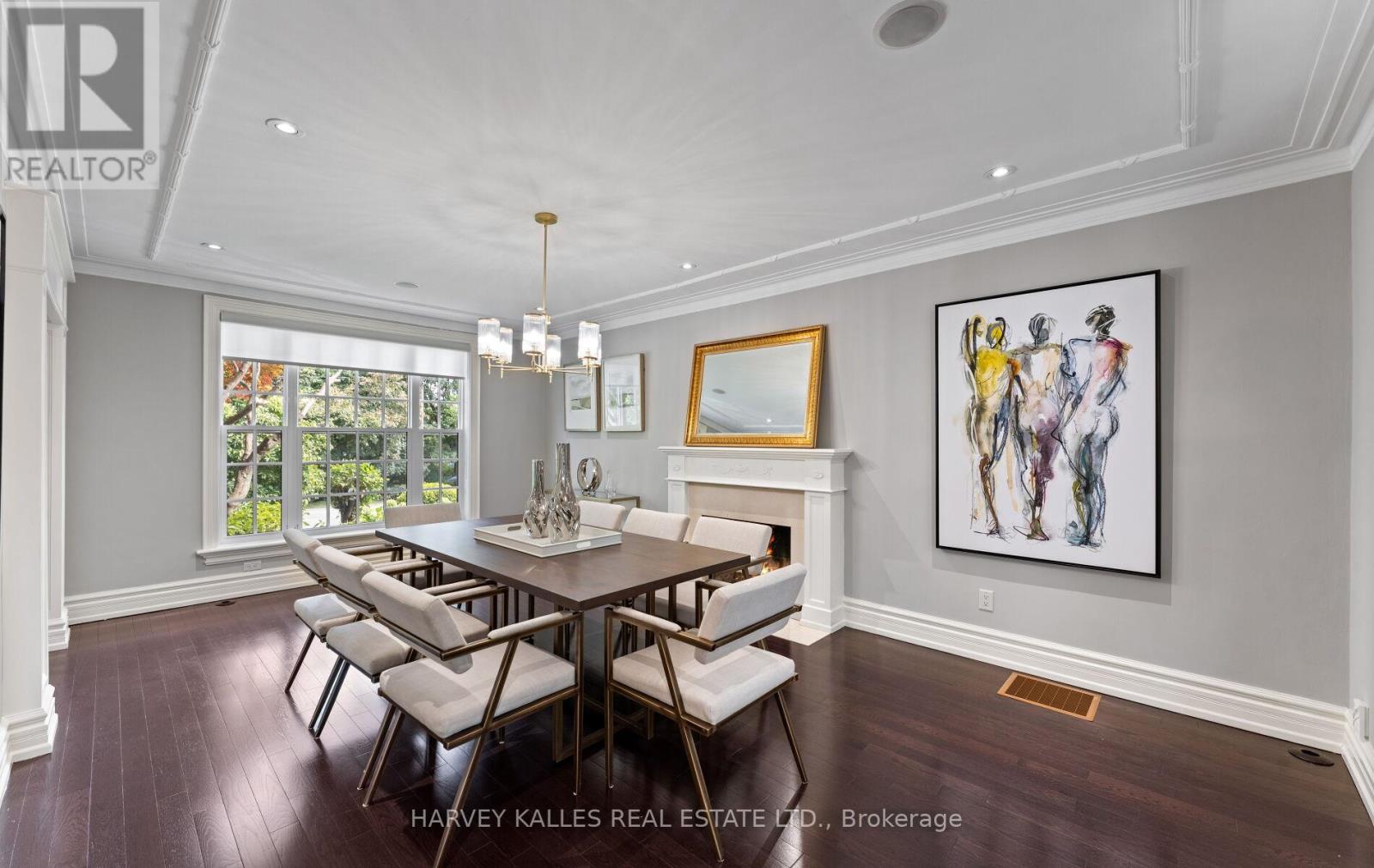 112 Mason Boulevard, Toronto (Bedford Park-Nortown), Ontario  M5M 3E3 - Photo 8 - C12403226