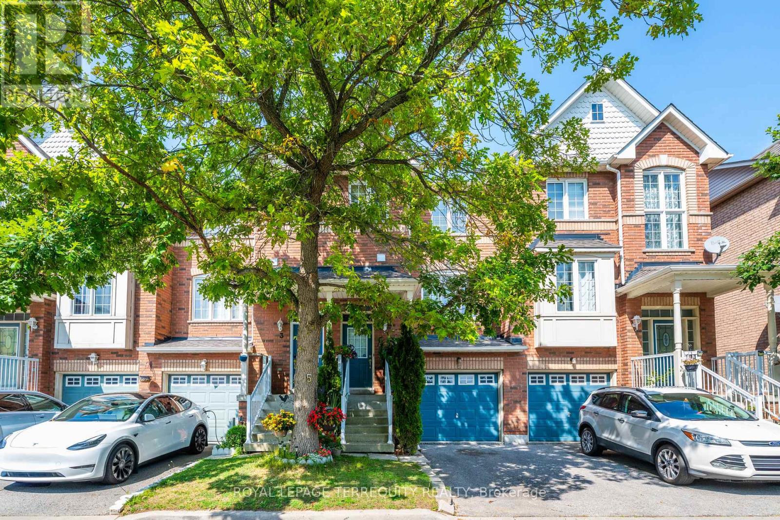 5 Collis Lane, Ajax, Ontario  L1S 7S3 - Photo 1 - E12403185