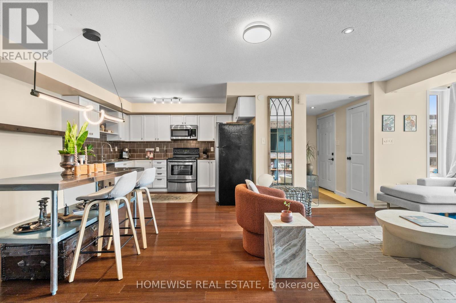 63 Carroll Street, Toronto, Ontario  M4M 3G2 - Photo 4 - E12403194