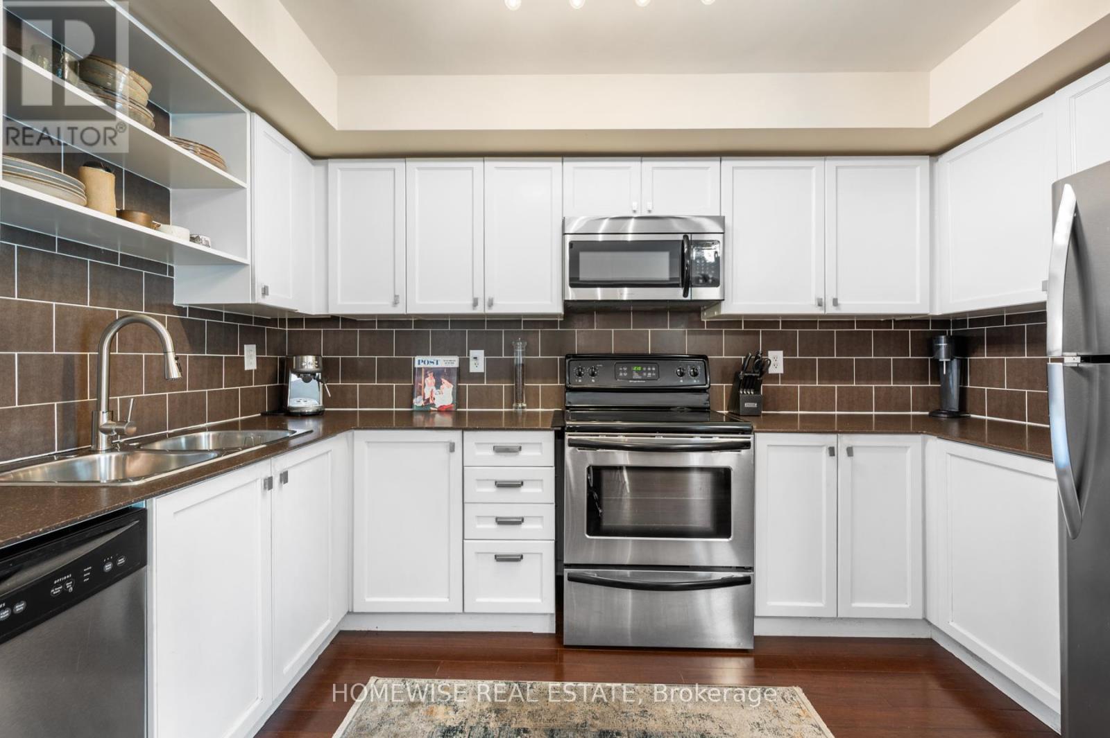 63 Carroll Street, Toronto, Ontario  M4M 3G2 - Photo 9 - E12403194