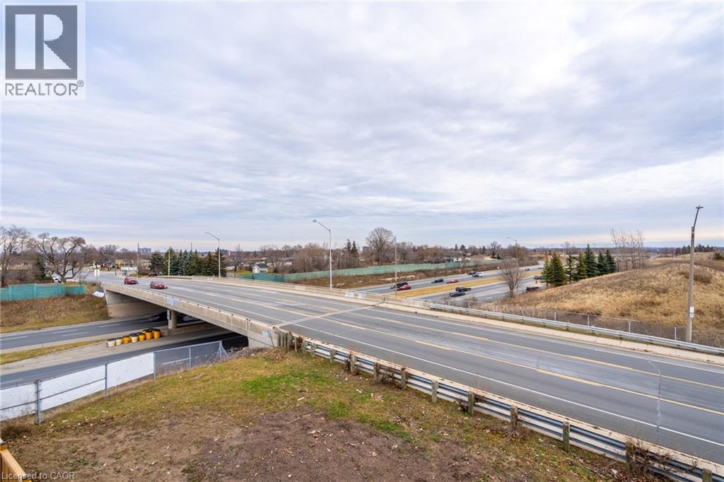 120 Springvalley Crescent Unit# 302, Hamilton, Ontario  L9C 0E4 - Photo 41 - 40764814
