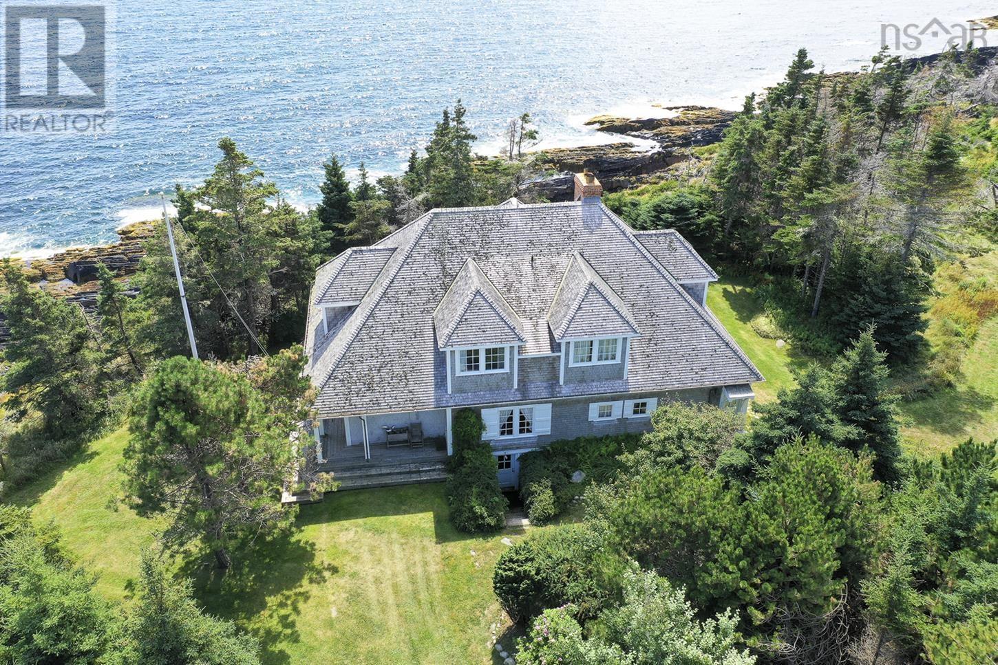 91 Ironbound Trail, East Ironbound Island, Nova Scotia  B0J 3G0 - Photo 2 - 202507275