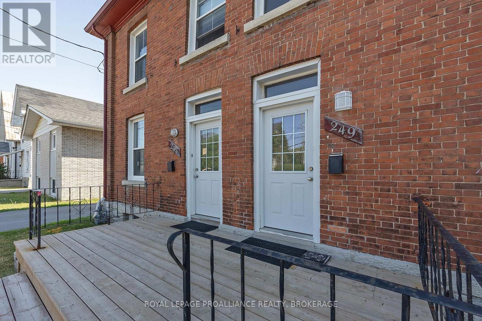 249 Division Street, Kingston, Ontario  K7K 3Z5 - Photo 3 - X12403248