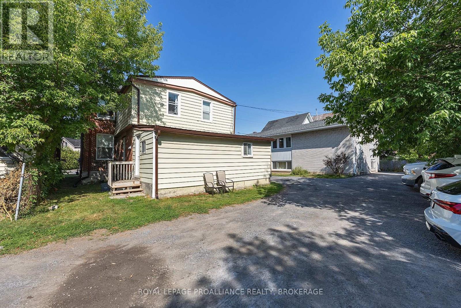 249 Division Street, Kingston, Ontario  K7K 3Z5 - Photo 5 - X12403248