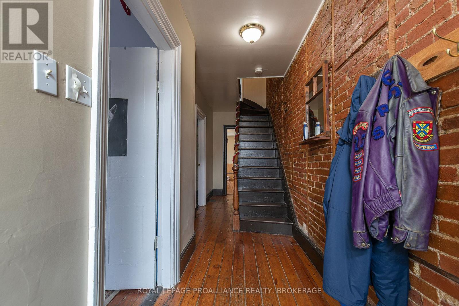 251 Division Street, Kingston, Ontario  K7K 3Z5 - Photo 11 - X12403383