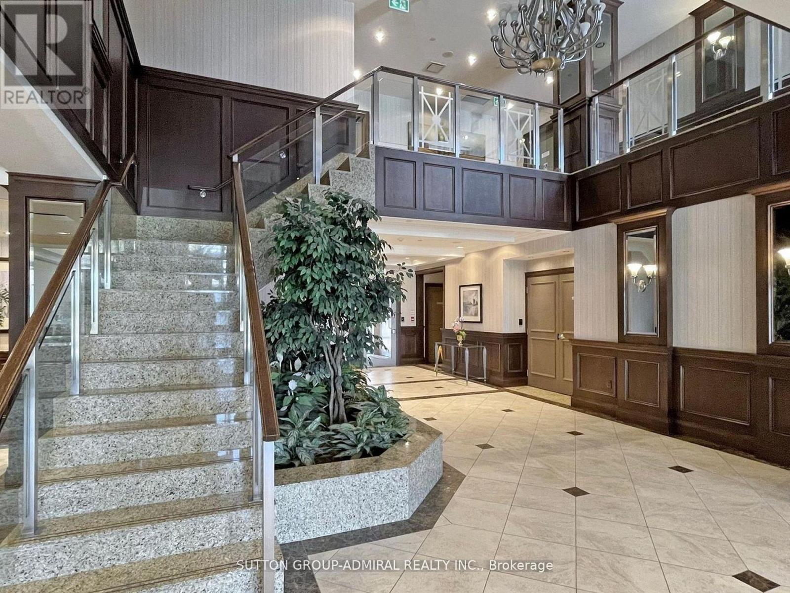 1012 - 7 North Park Road, Vaughan, Ontario  L4J 0C9 - Photo 5 - N12403171