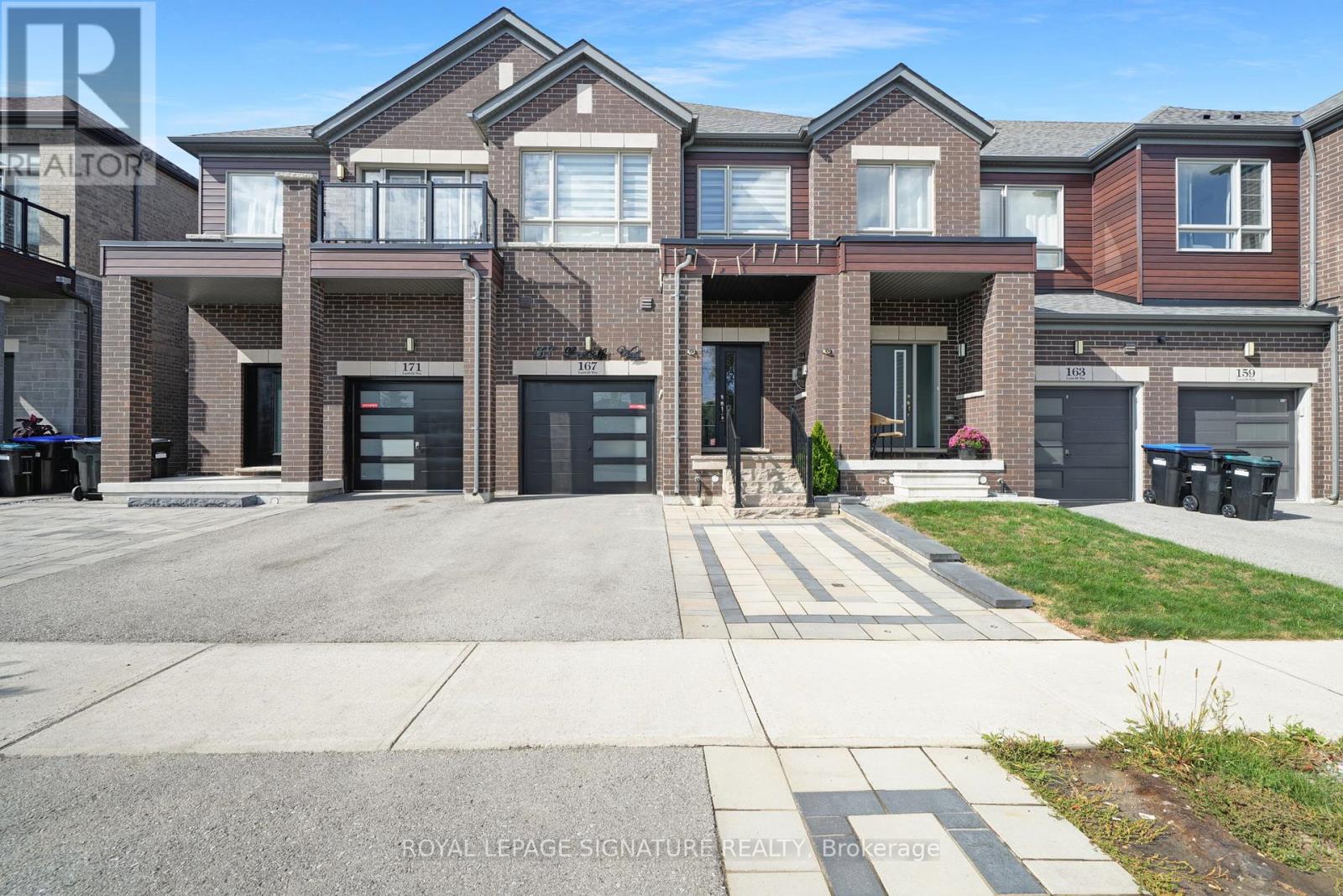 167 Landolfi Way, Bradford West Gwillimbury, Ontario  L3Z 4L7 - Photo 1 - N12403198