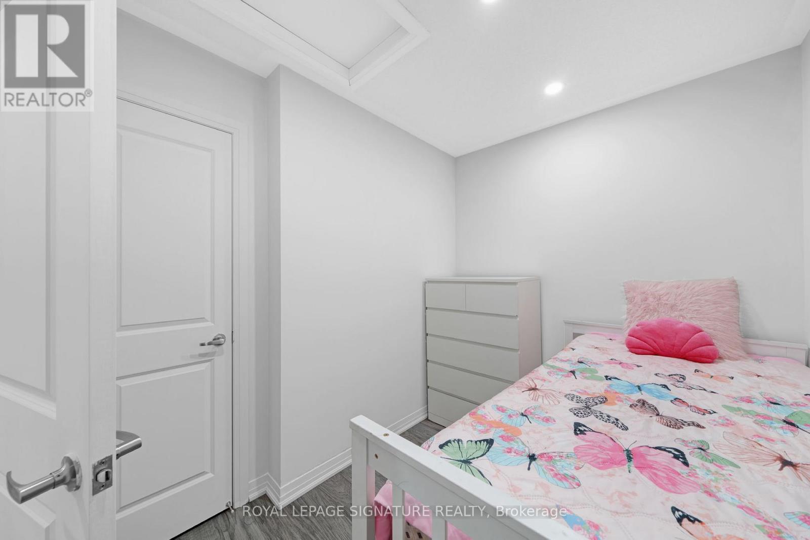 167 Landolfi Way, Bradford West Gwillimbury, Ontario  L3Z 4L7 - Photo 19 - N12403198