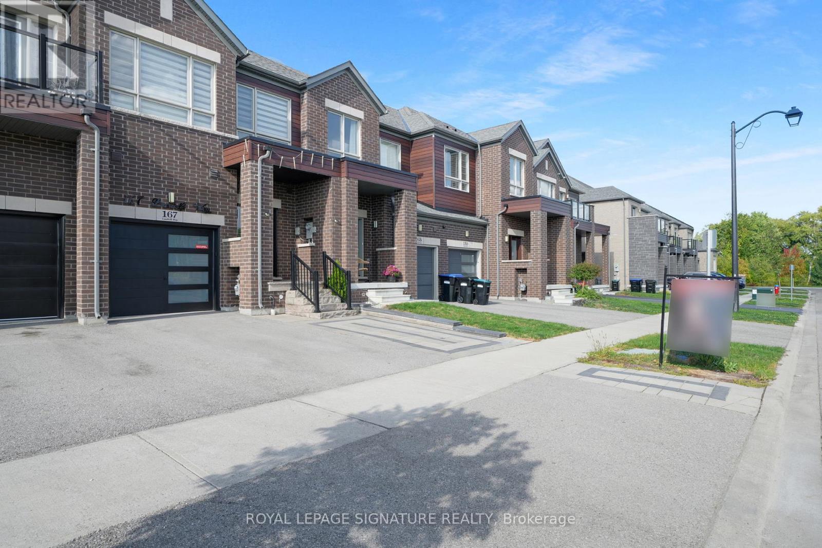 167 Landolfi Way, Bradford West Gwillimbury, Ontario  L3Z 4L7 - Photo 2 - N12403198