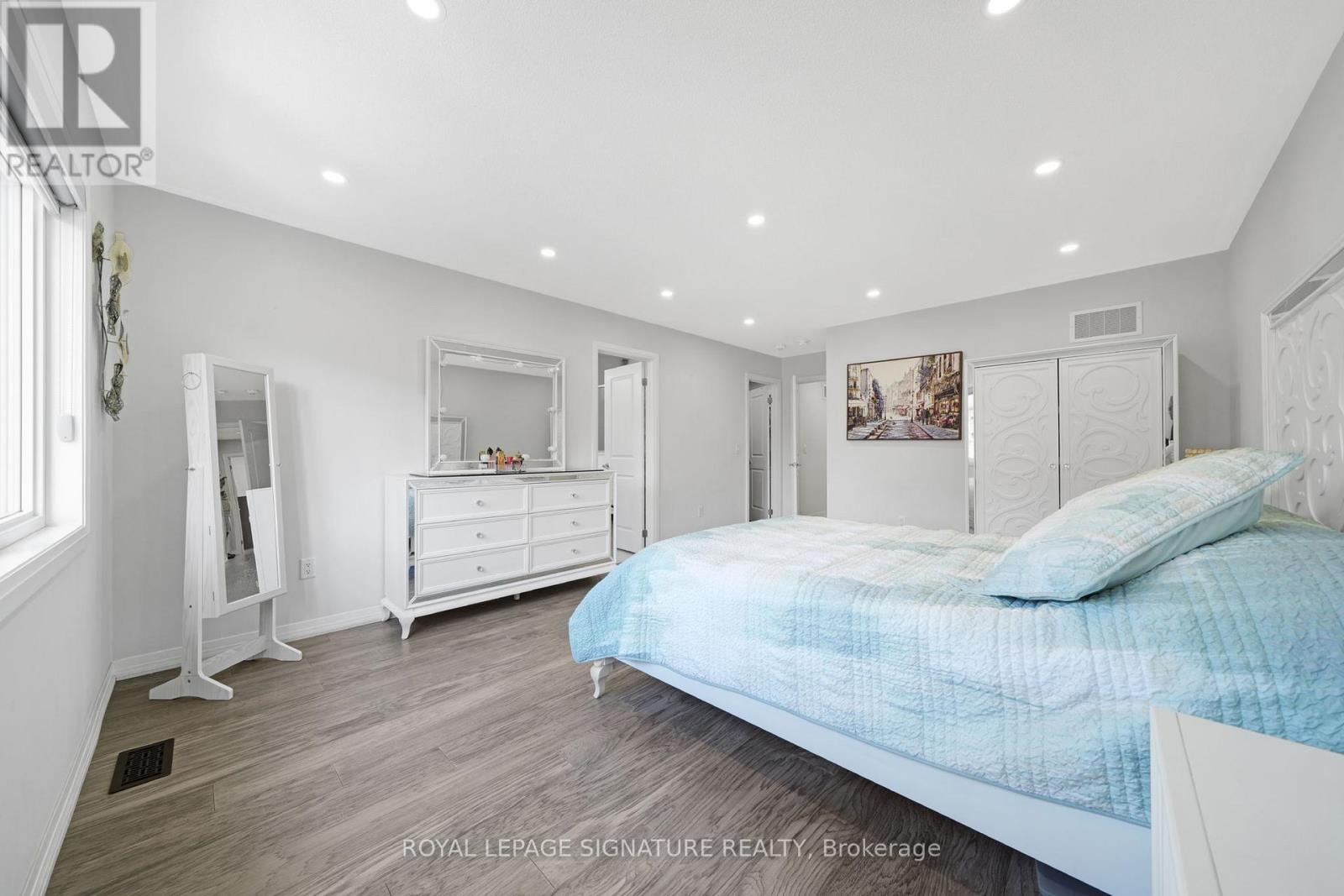 167 Landolfi Way, Bradford West Gwillimbury, Ontario  L3Z 4L7 - Photo 21 - N12403198
