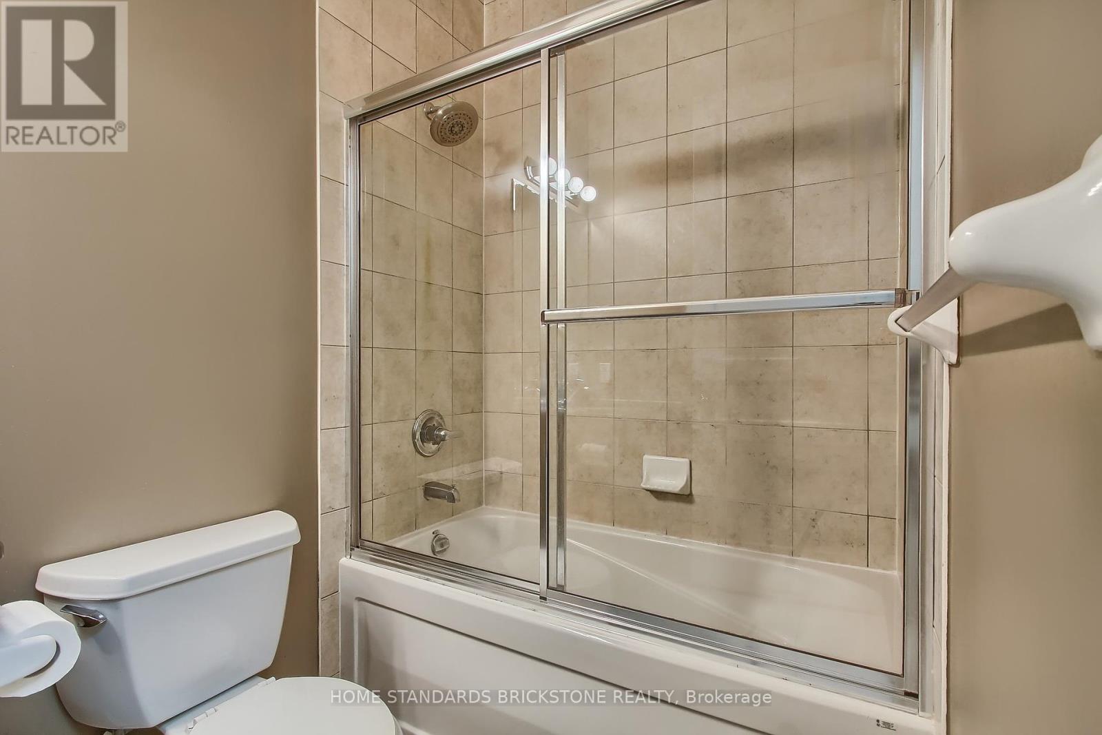 115 - 9225 Jane Street, Vaughan, Ontario  L6A 0J7 - Photo 16 - N12403217